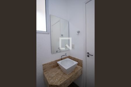 Lavabo de casa de condomínio para alugar com 3 quartos, 100m² em Jardim Simus, Sorocaba