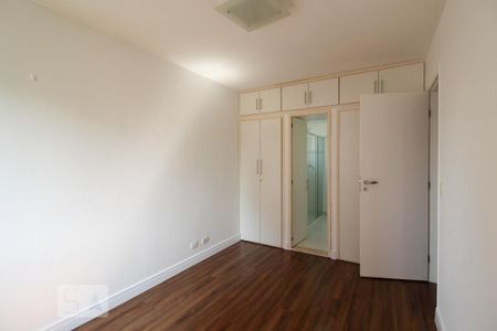 Apartamento à venda com 77m², 2 quartos e 1 vaga Apartamento à venda com 77m², 2 quartos e 1 vagaSuíte