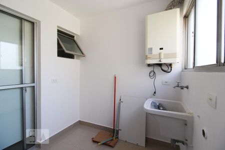 Apartamento à venda com 77m², 2 quartos e 1 vaga Apartamento à venda com 77m², 2 quartos e 1 vagaÁrea de Serviço