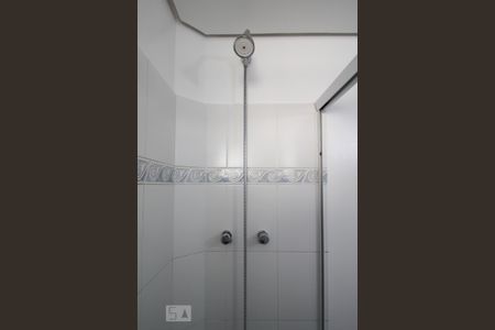 Apartamento à venda com 77m², 2 quartos e 1 vaga Apartamento à venda com 77m², 2 quartos e 1 vagaBanheiro