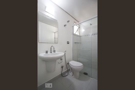 Apartamento à venda com 77m², 2 quartos e 1 vaga Apartamento à venda com 77m², 2 quartos e 1 vagaBanheiro
