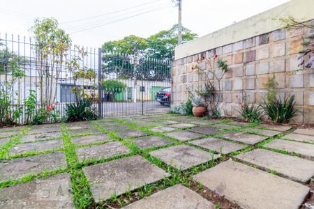 Casa à venda com 281m², 3 quartos e 5 vagas Casa à venda com 281m², 3 quartos e 5 vagasGaragem