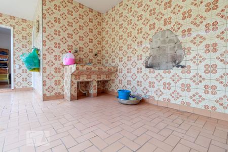 Casa à venda com 281m², 3 quartos e 5 vagas Casa à venda com 281m², 3 quartos e 5 vagasÁrea de Serviço