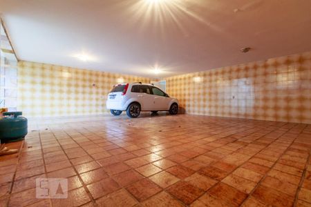 Casa à venda com 281m², 3 quartos e 5 vagas Casa à venda com 281m², 3 quartos e 5 vagasGaragem