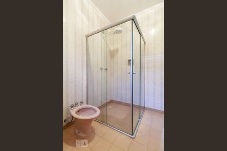 Casa à venda com 281m², 3 quartos e 5 vagas Casa à venda com 281m², 3 quartos e 5 vagasBanheiro