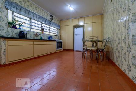 Casa à venda com 281m², 3 quartos e 5 vagas Casa à venda com 281m², 3 quartos e 5 vagasCozinha