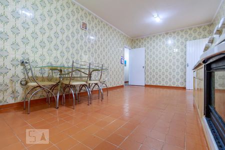 Casa à venda com 281m², 3 quartos e 5 vagas Casa à venda com 281m², 3 quartos e 5 vagasCozinha