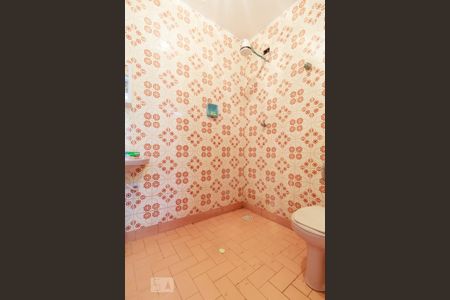 Casa à venda com 281m², 3 quartos e 5 vagas Casa à venda com 281m², 3 quartos e 5 vagasBanheiro de Serviço