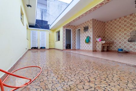 Casa à venda com 281m², 3 quartos e 5 vagas Casa à venda com 281m², 3 quartos e 5 vagasÁrea de Serviço