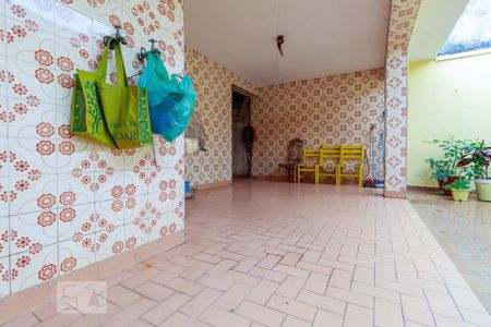 Casa à venda com 281m², 3 quartos e 5 vagas Casa à venda com 281m², 3 quartos e 5 vagasÁrea de Serviço