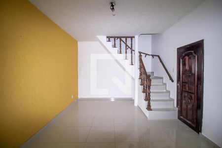 Sala de casa para alugar com 3 quartos, 240m² em Cidade São Mateus, São Paulo