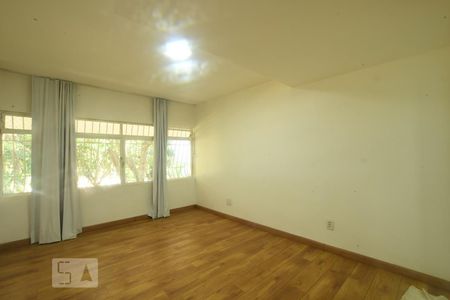 Quarto de apartamento para alugar com 1 quarto, 30m² em Asa Norte, Brasília
