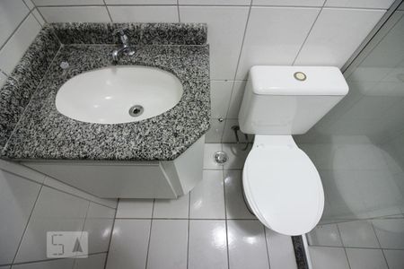 Apartamento para alugar com 55m², 2 quartos e 2 vagasBanheiro Social