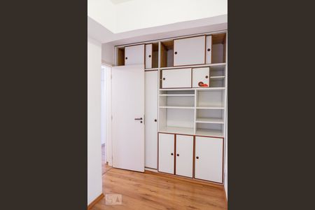 Apartamento para alugar com 100m², 3 quartos e 1 vagaSuite