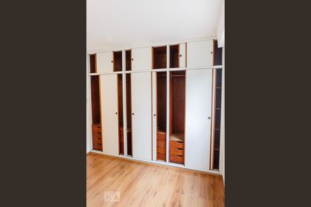 Apartamento para alugar com 100m², 3 quartos e 1 vagaQuarto 2