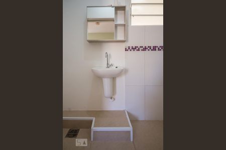 Apartamento para alugar com 55m², 1 quarto e sem vaga Apartamento para alugar com 55m², 1 quarto e sem vagaBanheiro da Suíte
