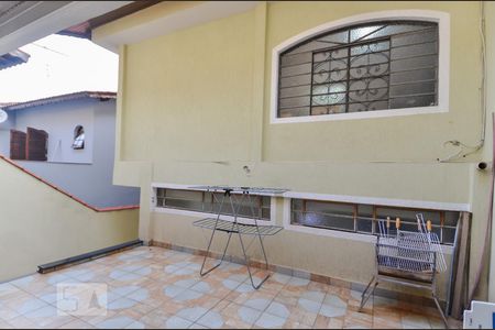 Casa à venda com 152m², 4 quartos e 3 vagas Casa à venda com 152m², 4 quartos e 3 vagasÁrea de Serviço