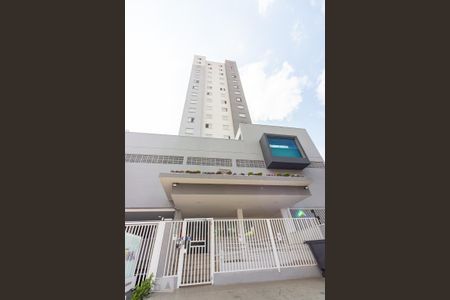 Fachada de apartamento para alugar com 2 quartos, 43m² em Km 18, Osasco