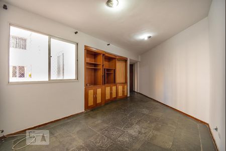 Sala de apartamento para alugar com 2 quartos, 54m² em Setor Bueno, Goiânia
