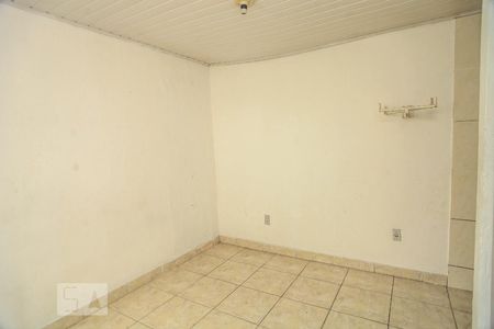 Quarto de kitnet/studio para alugar com 1 quarto, 12m² em Taquara, Rio de Janeiro