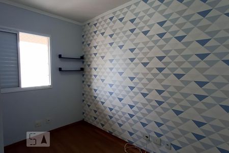 Quarto de apartamento à venda com 2 quartos, 73m² em Jardim Tupanci, Barueri