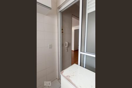 Apartamento para alugar com 73m², 2 quartos e 1 vagaÁrea de serviço