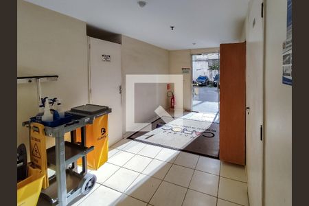 Apartamento à venda com 50m², 2 quartos e 1 vaga Apartamento à venda com 50m², 2 quartos e 1 vagaFachada e portaria