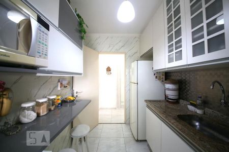 Apartamento à venda com 64m², 2 quartos e 1 vagaCozinha