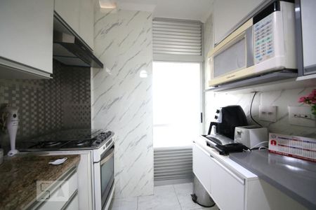 Apartamento à venda com 64m², 2 quartos e 1 vagaCozinha