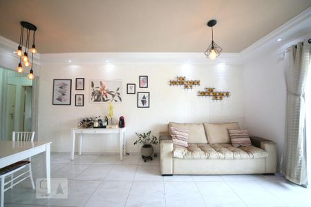 Apartamento à venda com 64m², 2 quartos e 1 vagaSala