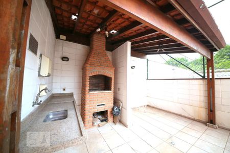 Apartamento à venda com 64m², 2 quartos e 1 vagaChurrasqueira