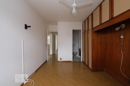 Quarto Suíte de apartamento para alugar com 2 quartos, 106m² em Grajau, Rio de Janeiro