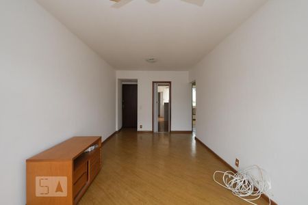 Sala de apartamento para alugar com 2 quartos, 106m² em Grajau, Rio de Janeiro