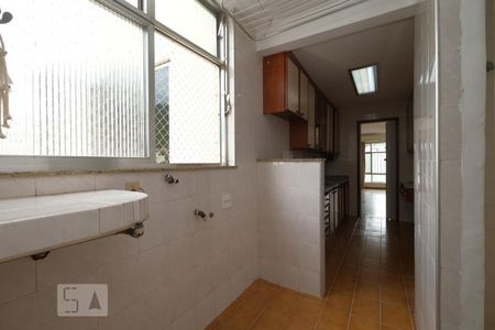 Apartamento para alugar com 106m², 2 quartos e 1 vagaÁrea de Serviço