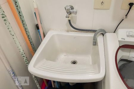 Apartamento à venda com 74m², 2 quartos e 1 vagaÁrea de Serviço