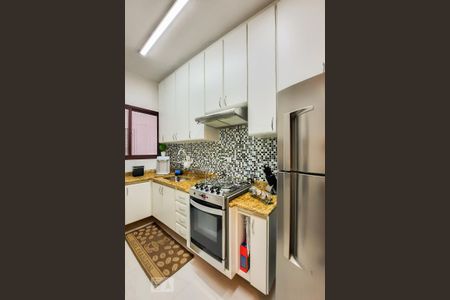 Apartamento à venda com 74m², 2 quartos e 1 vagaCozinha