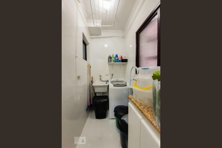 Apartamento à venda com 74m², 2 quartos e 1 vagaÁrea de Serviço