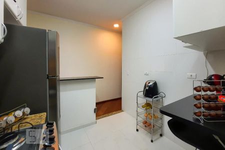 Apartamento à venda com 74m², 2 quartos e 1 vagaCozinha
