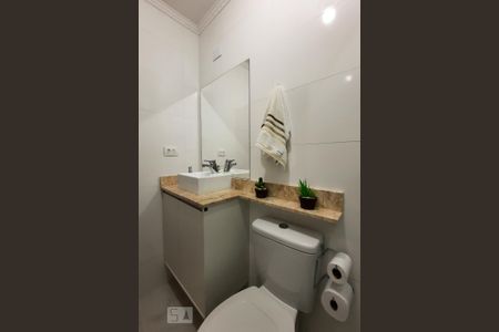 Apartamento à venda com 74m², 2 quartos e 1 vagaBanheiro da Suíte