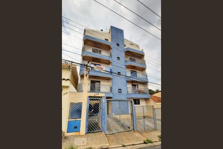 Apartamento à venda com 74m², 2 quartos e 1 vagaFachada do Condomínio
