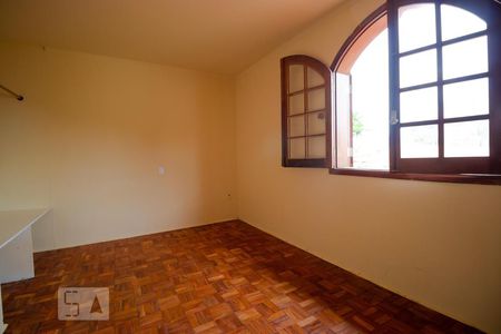 Casa à venda com 980m², 6 quartos e 8 vagas Casa à venda com 980m², 6 quartos e 8 vagasQuarto 02