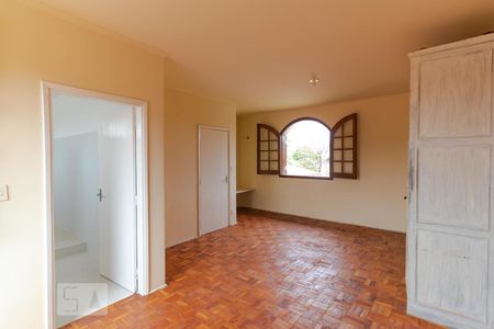 Casa à venda com 980m², 6 quartos e 8 vagas Casa à venda com 980m², 6 quartos e 8 vagasSuíte 01