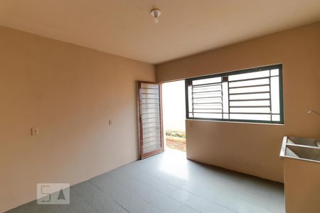 Casa à venda com 980m², 6 quartos e 8 vagas Casa à venda com 980m², 6 quartos e 8 vagasÁrea de Serviço Interna