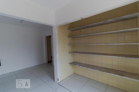 Casa à venda com 980m², 6 quartos e 8 vagas Casa à venda com 980m², 6 quartos e 8 vagasCozinha