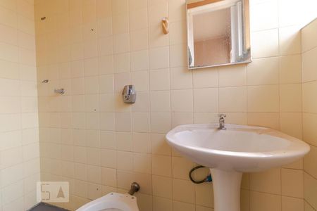 Casa à venda com 980m², 6 quartos e 8 vagas Casa à venda com 980m², 6 quartos e 8 vagasBanheiro da Suíte 02