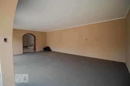 Casa à venda com 980m², 6 quartos e 8 vagas Casa à venda com 980m², 6 quartos e 8 vagasGaragem