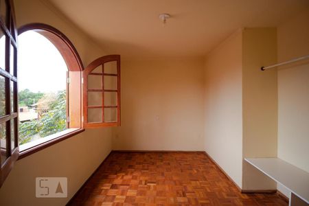 Casa à venda com 980m², 6 quartos e 8 vagas Casa à venda com 980m², 6 quartos e 8 vagasQuarto 03