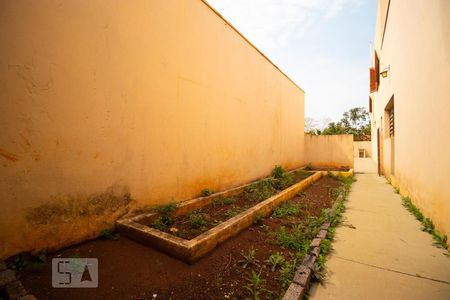 Casa à venda com 980m², 6 quartos e 8 vagas Casa à venda com 980m², 6 quartos e 8 vagasHorta