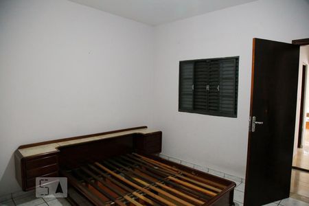 Quarto 1 de casa para alugar com 2 quartos, 130m² em Vila Formosa, São Paulo