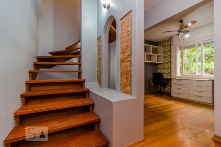 Casa de condomínio à venda com 139m², 3 quartos e 1 vagaCorredor